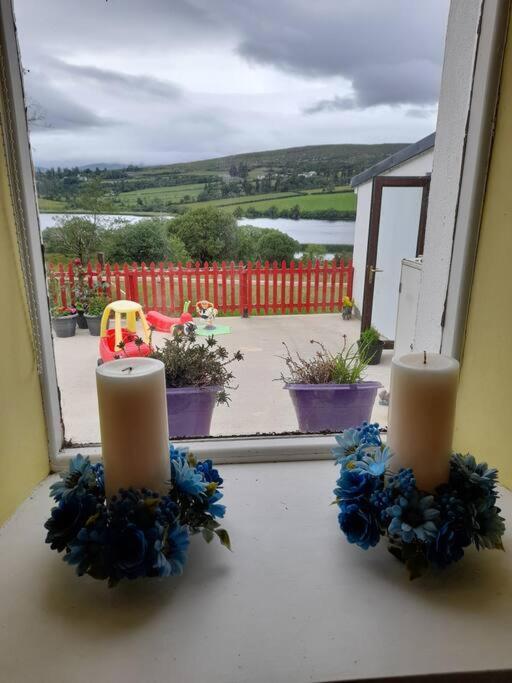 Granny'S Cottage, A Lovely Lakeside Cottage Donegal Town Ngoại thất bức ảnh